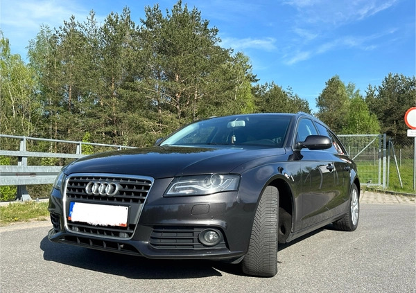 Audi A4 cena 39900 przebieg: 223000, rok produkcji 2010 z Gdynia małe 46